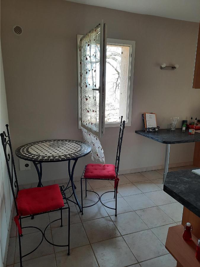 Le Marronnier Apartment Niozelles Exterior photo